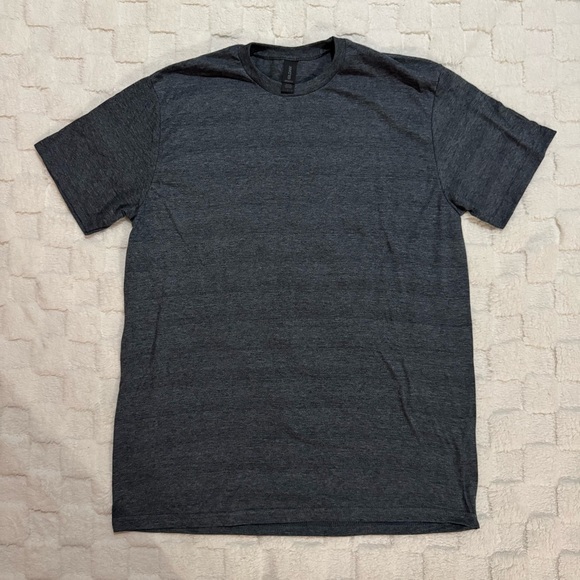Gildan Men's Dark Gray Soft Style Short Sleeve Tee T-Shirt, Size Large NWOT - Picture 1 of 4